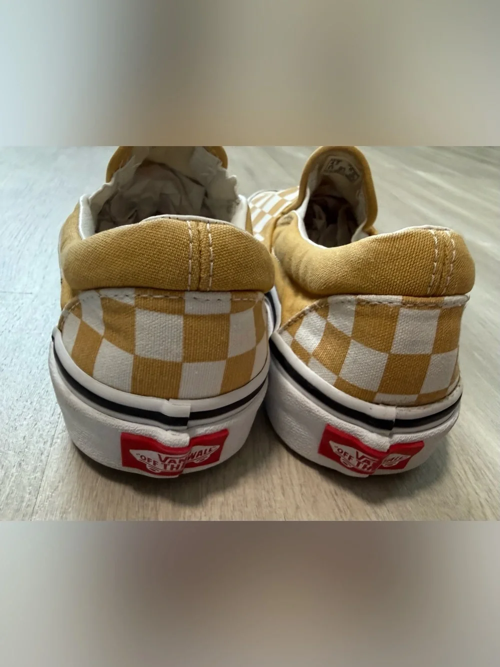 Vans Classic Checkerboard Slip-On Sneakers Yellow White Men’s 4.5 Women’s 6